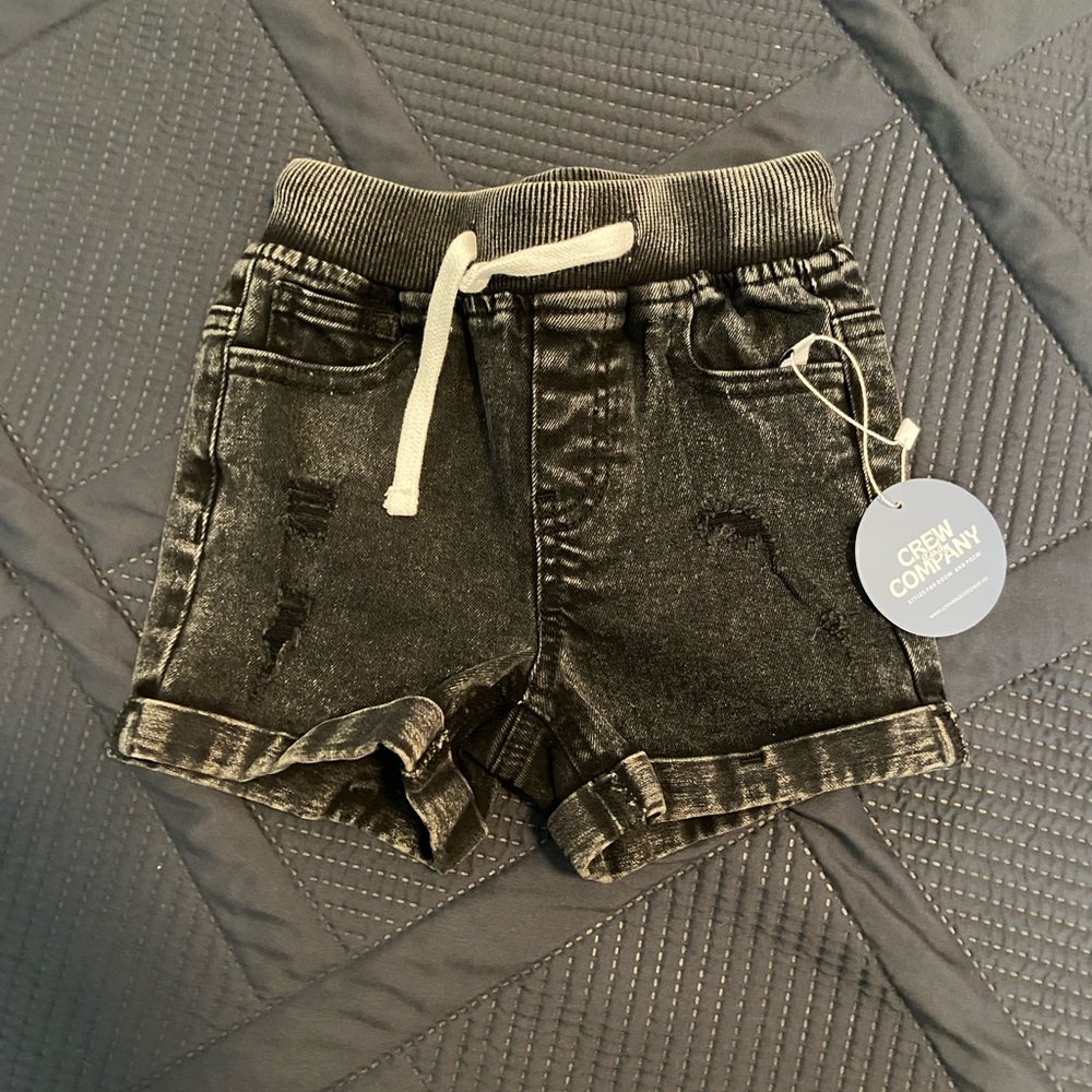 Crew & Co. Black ‘Jorts’